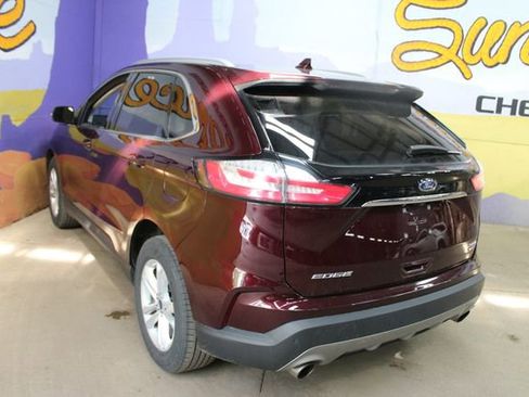Used 2020 Ford Edge SEL w/ Cold Weather Package AWD/4WD image 5