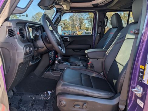 New 2026 Jeep Wrangler Unlimited Rubicon AWD/4WD image 18