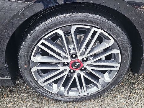 Used 2020 Kia Forte GT w/ GT2 Package image 9