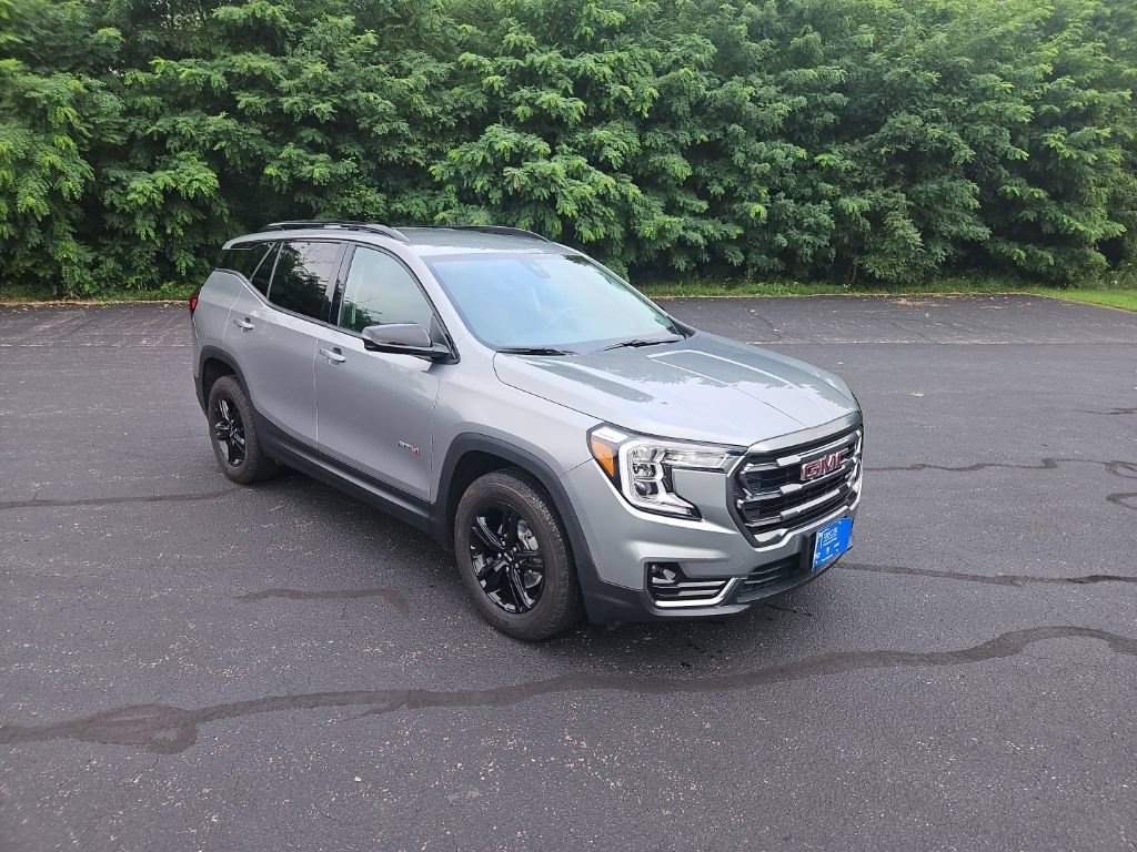 Used 2023 GMC Terrain AT4 w/ LPO, Floor Liner Package AWD/4WD image 8