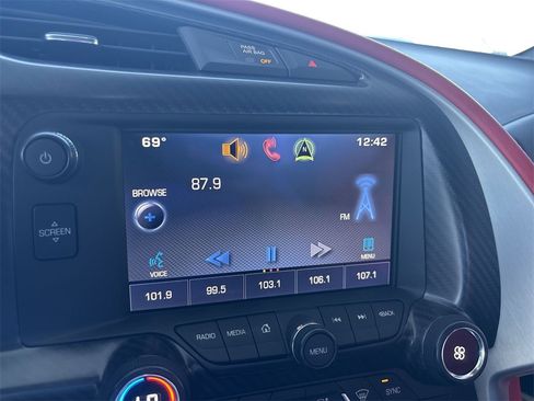 Used 2015 Chevrolet Corvette Z06 w/ 3LZ Preferred Equipment Group image 22