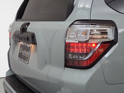 Used 2023 Toyota 4Runner TRD Off-Road Premium w/ Moonroof Package AWD/4WD image 36