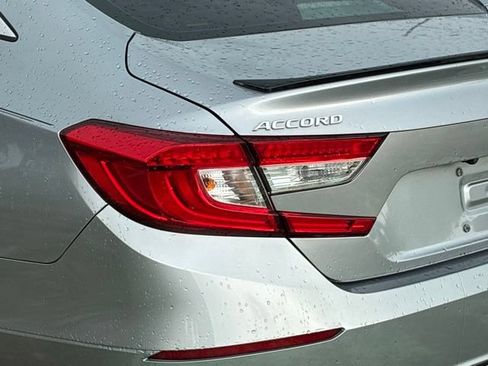 Used 2022 Honda Accord Sport Special Edition image 13