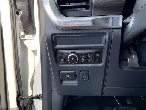 Used 2025 Ford F150 Lariat w/ Equipment Group 501A Mid AWD/4WD image 36