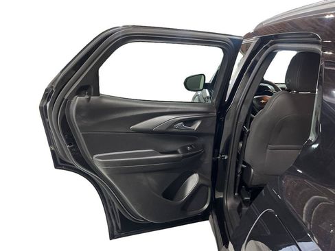 Used 2022 Chevrolet TrailBlazer LT w/ Convenience Package AWD/4WD image 21
