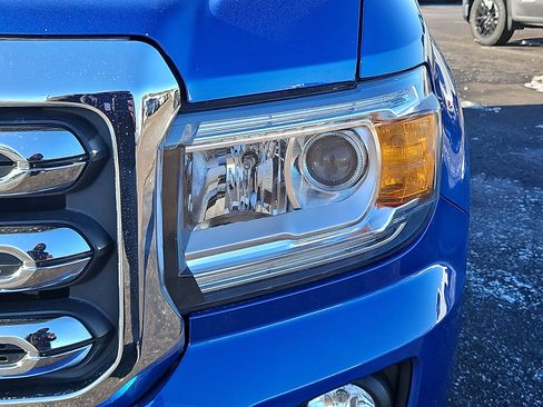 Used 2018 GMC Canyon SLE w/ SLE Convenience Package image 9