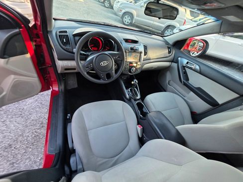 Used 2013 Kia Forte EX w/ Tech Pkg image 14