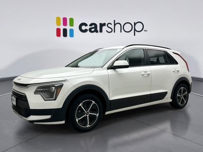 Used 2023 Kia Niro LX