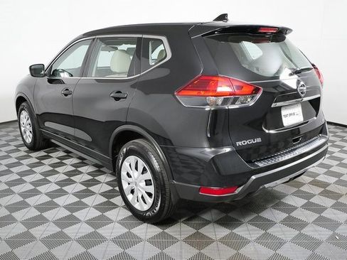 Used 2017 Nissan Rogue S image 25