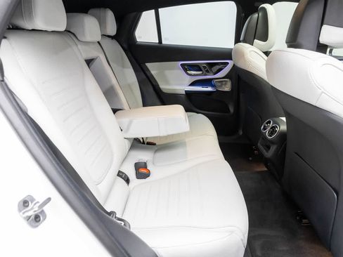 Used 2026 Mercedes-Benz GLC 300 4MATIC image 16
