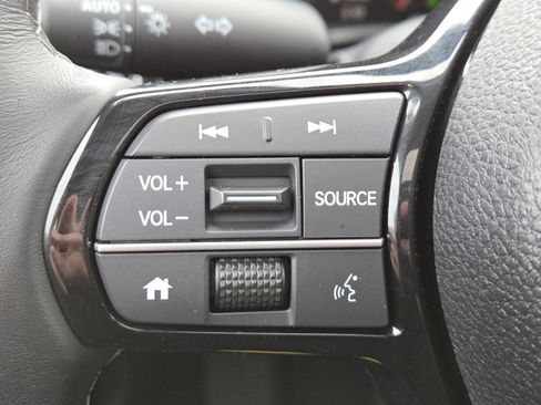 Used 2023 Honda Civic EX-L image 32