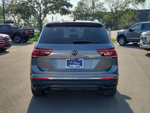Used 2022 Volkswagen Tiguan SE AWD/4WD image 6
