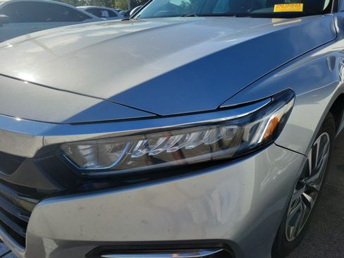 Used 2018 Honda Accord EX image 5