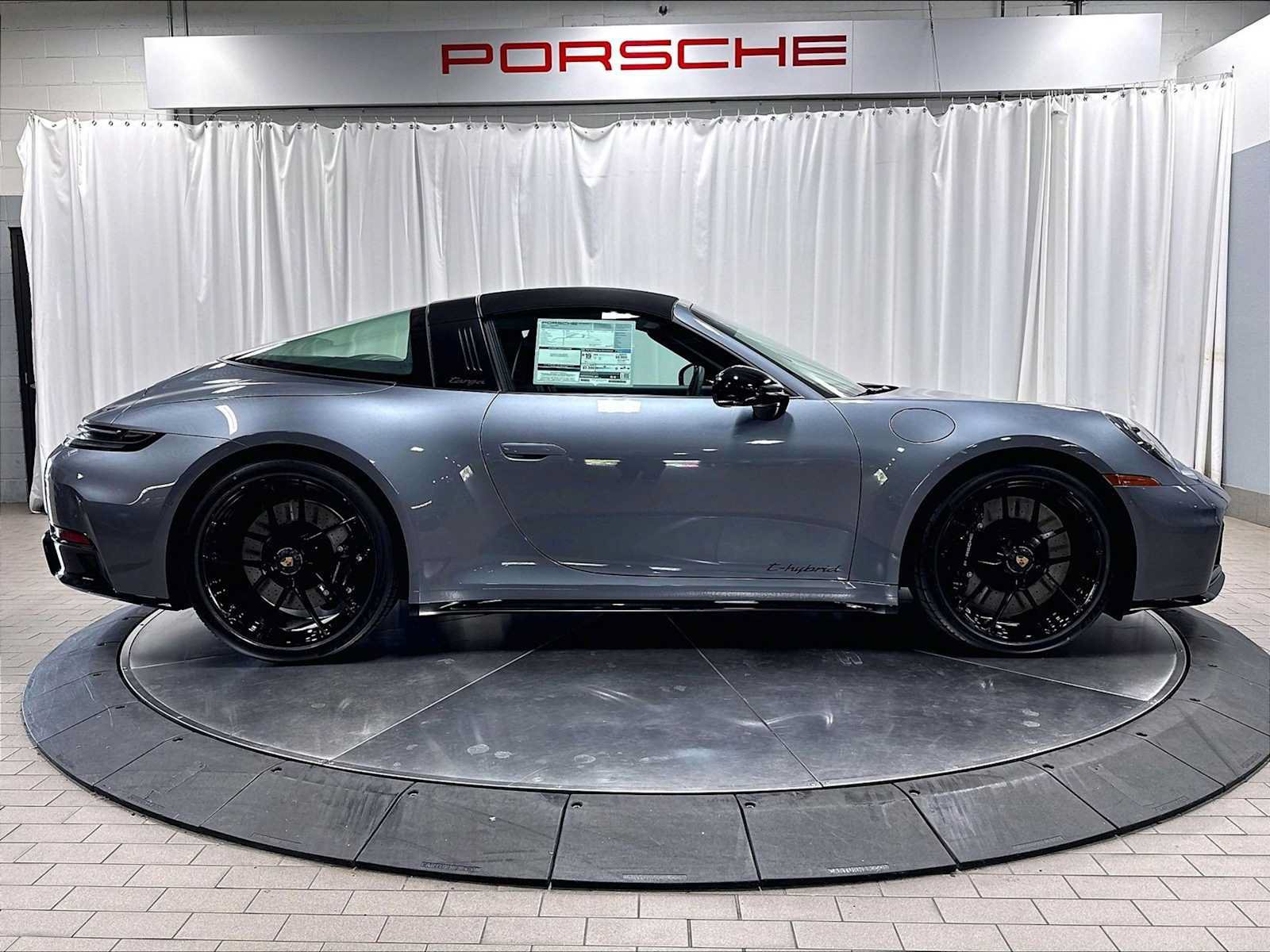 Used 2026 Porsche 911 Targa 4 GTS AWD/4WD image 10
