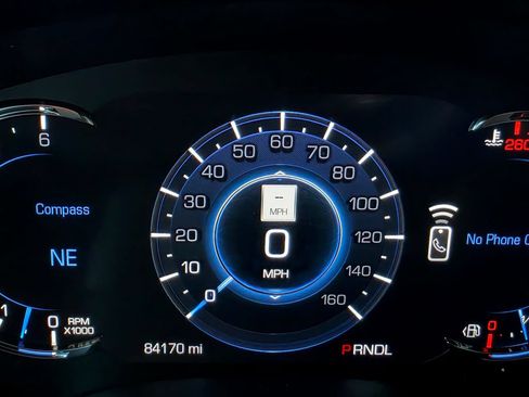 Used 2019 Cadillac Escalade Luxury AWD/4WD image 37