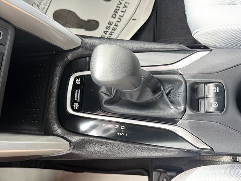 Used 2025 Toyota Corolla Cross AWD Hybrid image 27