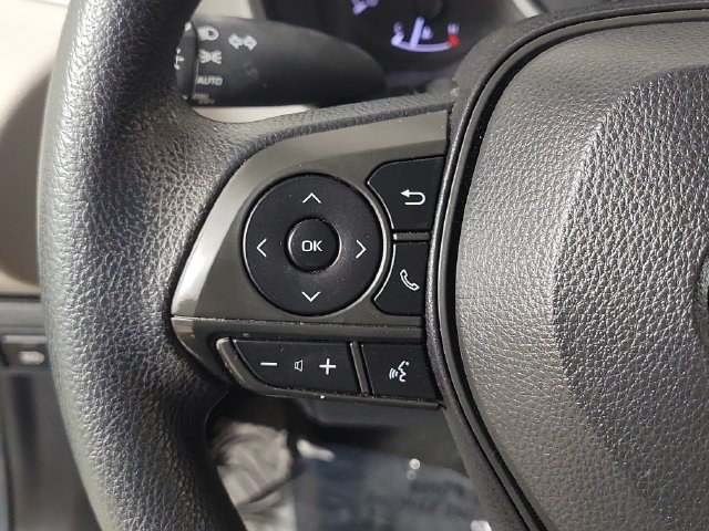 Used 2021 Toyota Corolla LE FWD image 23