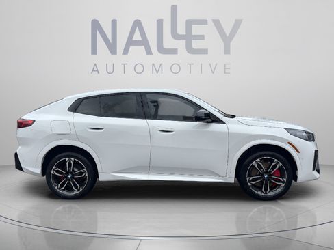 Used 2026 BMW X2 xDrive28i w/ Technology Package AWD/4WD image 4