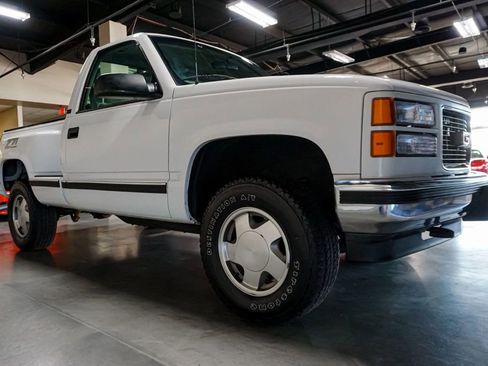 Used 1997 GMC Sierra 1500 4x4 Regular Cab w/ Marketing Option Pkg 3 image 98
