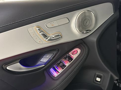 Used 2023 Mercedes-Benz GLC 300 4MATIC Coupe image 16