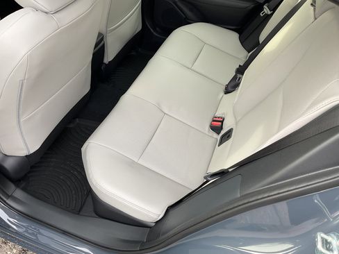 Used 2024 Toyota Prius XLE image 20