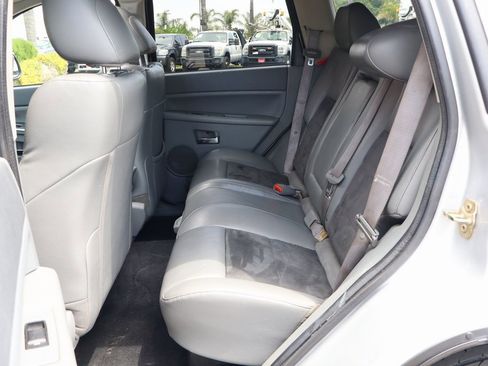 Used 2007 Jeep Grand Cherokee SRT8 w/ SRT Option Group I image 34