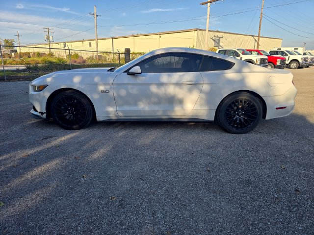 Used 2017 Ford Mustang GT w/ GT Performance Package RWD image 6