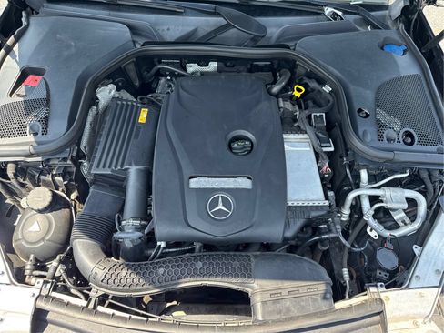 Used 2018 Mercedes-Benz E 300 4MATIC image 24