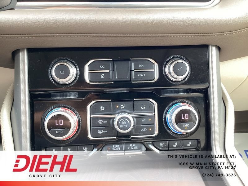 Certified 2022 GMC Yukon Denali w/ Denali Premium Package AWD/4WD image 42