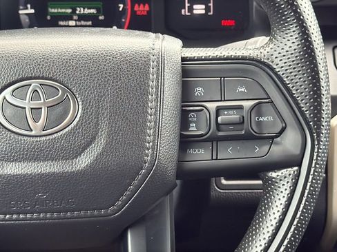 Certified 2025 Toyota Tacoma SR image 22