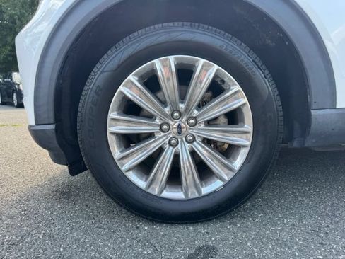Used 2020 Ford Explorer Limited AWD/4WD image 25