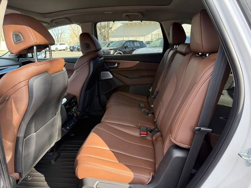 Certified 2025 Acura MDX w/ Technology Package image 14
