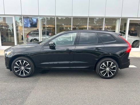 Certified 2025 Volvo XC60 B5 Plus AWD/4WD image 2