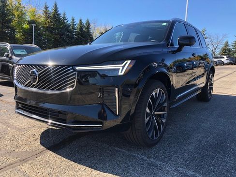 New 2026 Volvo XC90 B6 Plus w/ Protection Package Premier image 3