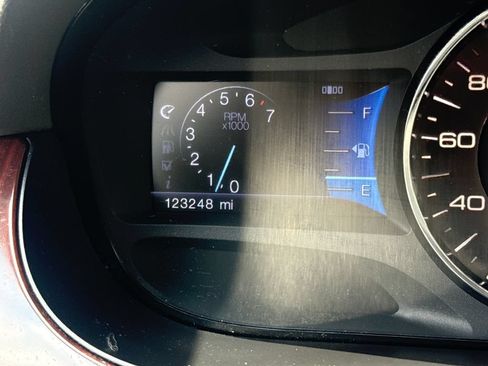 Used 2013 Ford Edge Limited AWD/4WD image 37