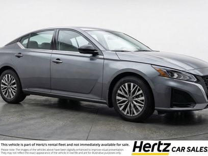 Used 2025 Nissan Altima 2.5 SV