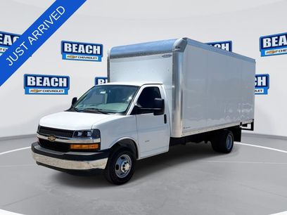 New 2026 Chevrolet Express 3500 w/ Power Convenience Package