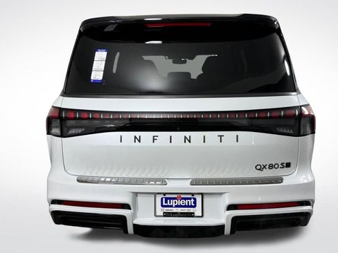 New 2026 INFINITI QX80 4WD image 5