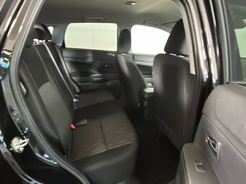 Used 2025 Mitsubishi Outlander Sport ES AWD/4WD image 32