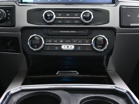 Used 2022 Ford F250 Lariat w/ Lariat Ultimate Package image 36
