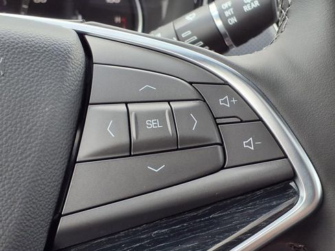 New 2025 Cadillac XT5 Premium Luxury w/ LPO, Floor Liner Package image 19