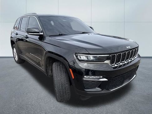 Used 2022 Jeep Grand Cherokee Limited image 8