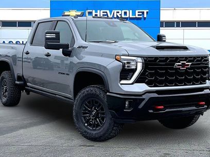 New 2026 Chevrolet Silverado 2500 ZR2 w/ LPO, Dark Essentials Package