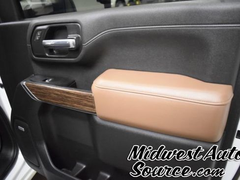 Used 2023 Chevrolet Silverado 2500 High Country w/ Z71 Off-Road Package AWD/4WD image 32