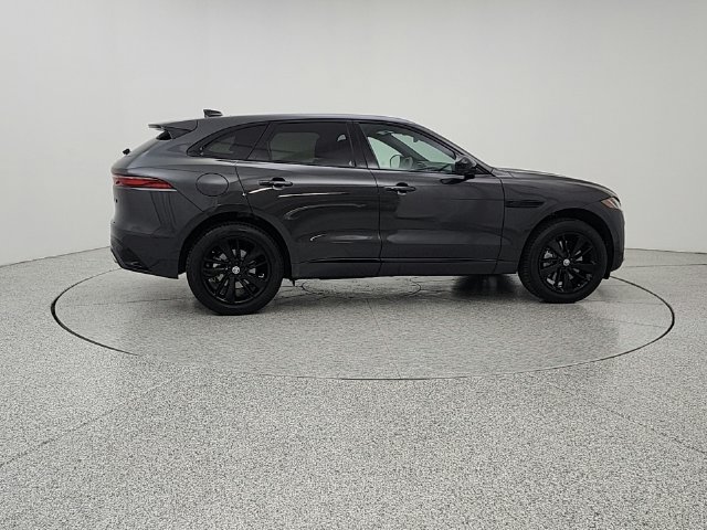Certified 2026 Jaguar F-PACE R-Dynamic S AWD/4WD image 4