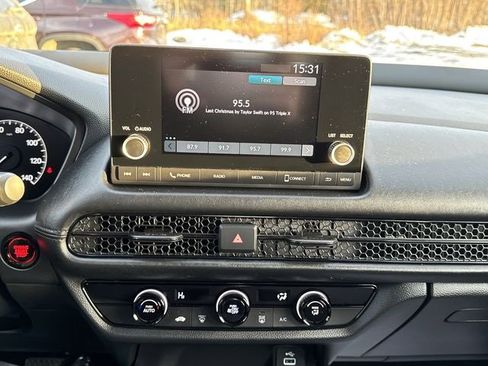 Used 2024 Honda HR-V LX image 13