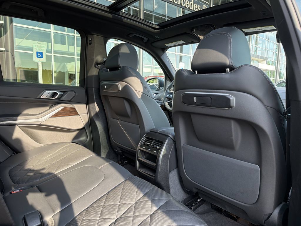 Used 2026 BMW X5 sDrive40i RWD image 17