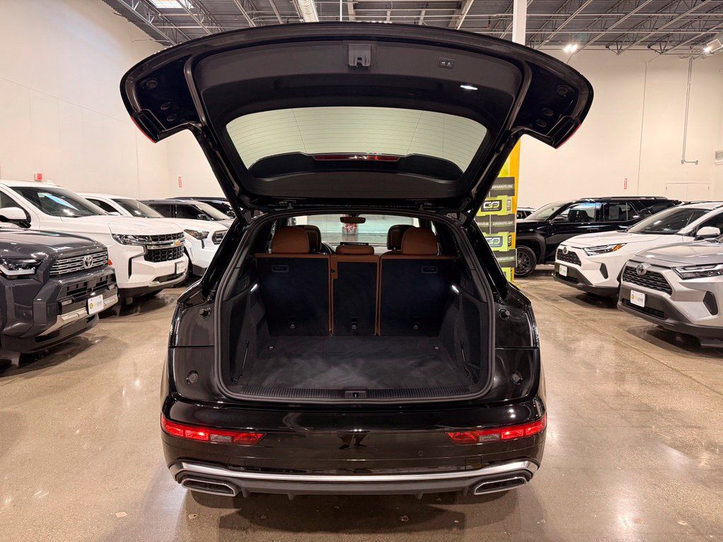 Used 2023 Audi Q5 2.0T Premium AWD/4WD image 9
