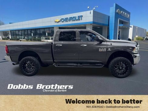 Used 2018 RAM 2500 Tradesman w/ Chrome Appearance Group AWD/4WD image 9