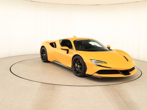 Used 2021 Ferrari SF90 Stradale image 8